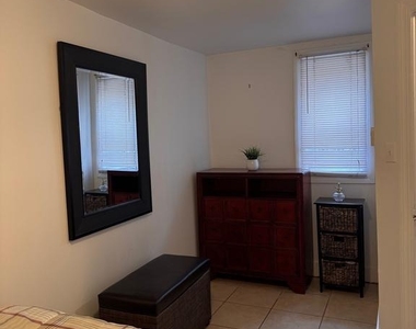 1513 Massachusetts Avenue Se - Photo Thumbnail 8