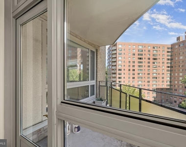 4101 Cathedral Avenue Nw - Photo Thumbnail 6