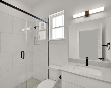7603 Carver Ave - Photo Thumbnail 17