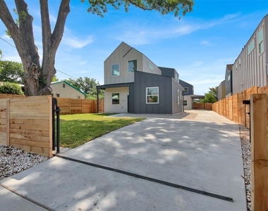 7603 Carver Ave - Photo Thumbnail 20