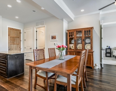 102 Bella Toscana Ave - Photo Thumbnail 11