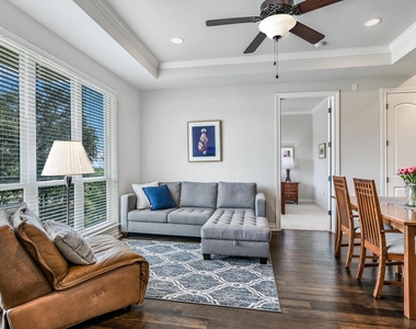 102 Bella Toscana Ave - Photo Thumbnail 7