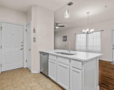 8703 Weiser Dr - Photo Thumbnail 22