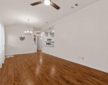 8703 Weiser Dr - Photo Thumbnail 21