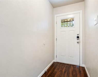 7203 Barnsdale Way - Photo Thumbnail 2