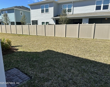 413 Rosemont Drive - Photo Thumbnail 5