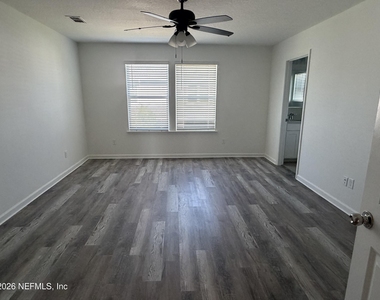 413 Rosemont Drive - Photo Thumbnail 17
