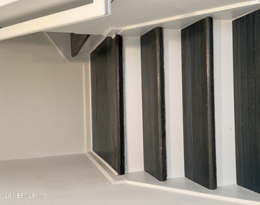 413 Rosemont Drive - Photo Thumbnail 21