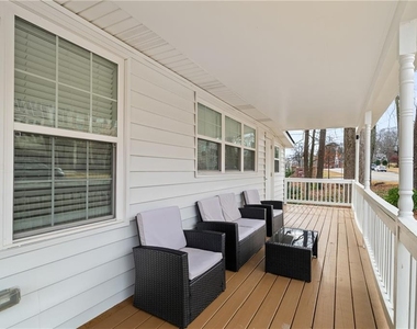 2790 Sardis Street - Photo Thumbnail 7