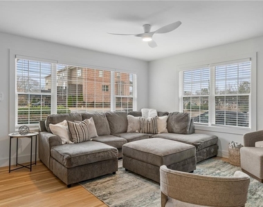 2790 Sardis Street - Photo Thumbnail 12