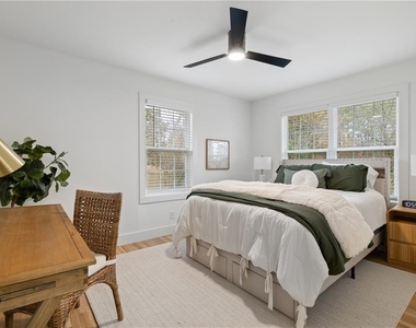 2790 Sardis Street - Photo Thumbnail 23