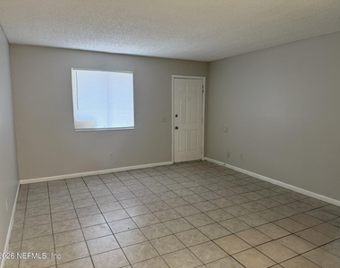 5120 Westchase Court - Photo Thumbnail 2