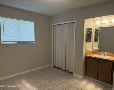 5120 Westchase Court - Photo Thumbnail 7