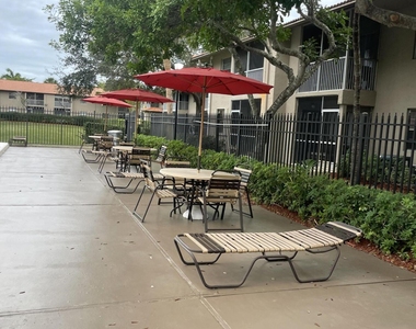 8820 Royal Palm Boulevard - Photo Thumbnail 16
