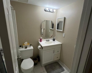 8820 Royal Palm Boulevard - Photo Thumbnail 10