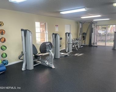 8820 Royal Palm Boulevard - Photo Thumbnail 19