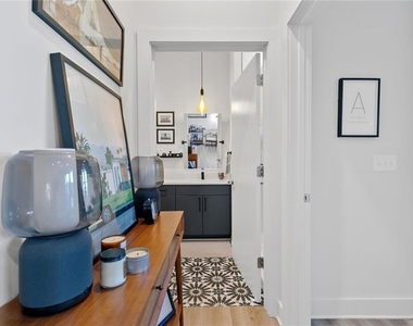 112 Rogers Street Ne - Photo Thumbnail 19