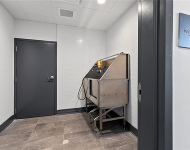 112 Rogers Street Ne - Photo Thumbnail 30