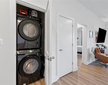 112 Rogers Street Ne - Photo Thumbnail 29