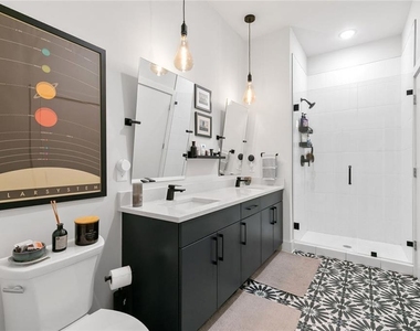 112 Rogers Street Ne - Photo Thumbnail 24