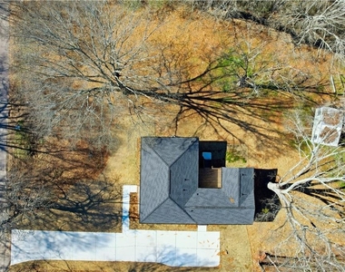 127 Perry Street - Photo Thumbnail 29