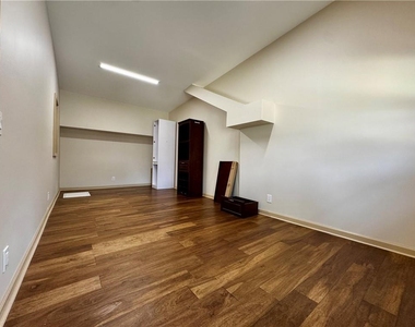 1709 Rangewood Drive Sw - Photo Thumbnail 34