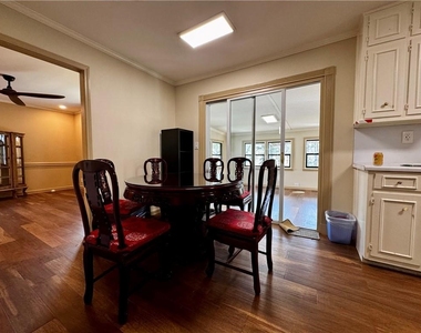 1709 Rangewood Drive Sw - Photo Thumbnail 14
