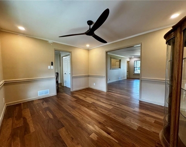 1709 Rangewood Drive Sw - Photo Thumbnail 11