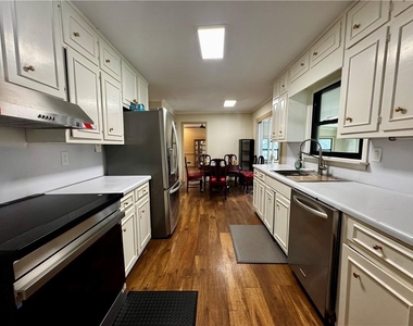 1709 Rangewood Drive Sw - Photo Thumbnail 21