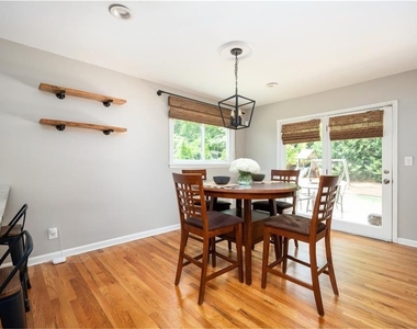3850 Beya Way - Photo Thumbnail 6