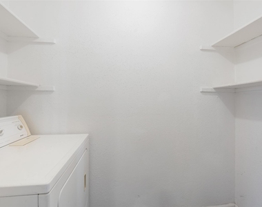 12400 Brookglade Circle - Photo Thumbnail 30