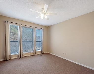 12400 Brookglade Circle - Photo Thumbnail 26