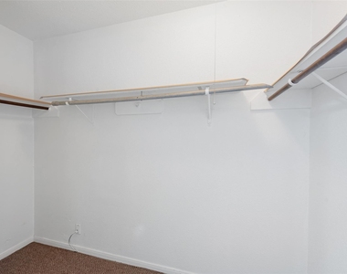 12400 Brookglade Circle - Photo Thumbnail 25