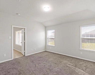9514 Matilda Creek - Photo Thumbnail 8