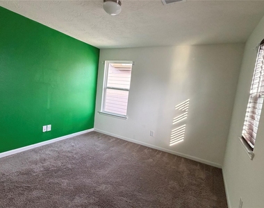 23438 Stahl Creeks Lane - Photo Thumbnail 8