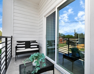 531 Schweikhardt Street - Photo Thumbnail 2