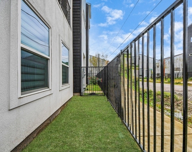 531 Schweikhardt Street - Photo Thumbnail 15