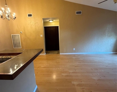 12755 Mill Ridge Drive - Photo Thumbnail 3