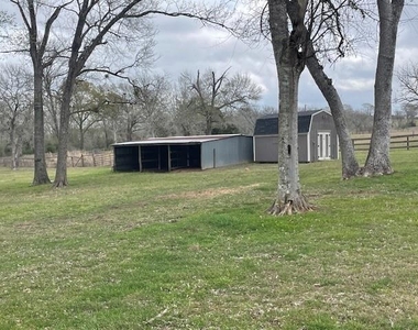 2944 Old Highway 36 Road - Photo Thumbnail 15