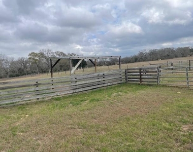 2944 Old Highway 36 Road - Photo Thumbnail 21