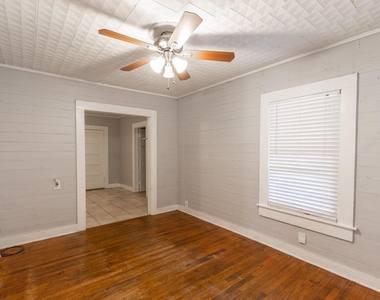 104 S Beauregard Street - Photo Thumbnail 4