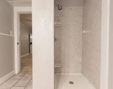 104 S Beauregard Street - Photo Thumbnail 7