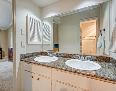 5976 Woodway Place Court - Photo Thumbnail 18