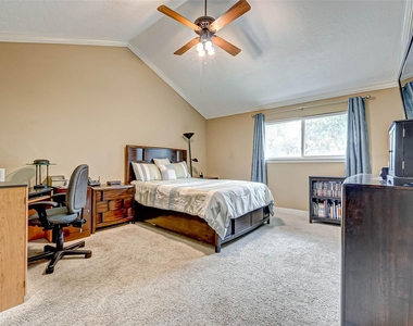 5976 Woodway Place Court - Photo Thumbnail 13