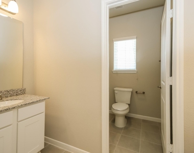 9706 Stewart Springs Boulevard - Photo Thumbnail 3