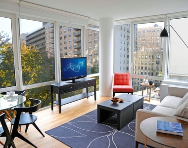 801 Amsterdam Ave - Photo Thumbnail 16