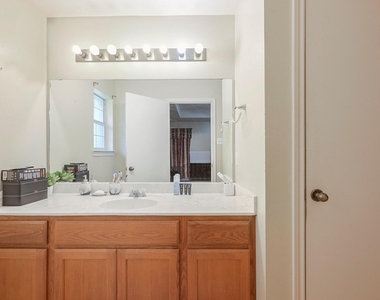 3983 Tiffany Trail - Photo Thumbnail 6