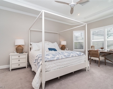 9536 Montelanico Loop - Photo Thumbnail 12