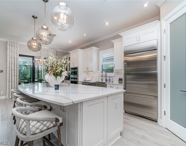 9536 Montelanico Loop - Photo Thumbnail 11
