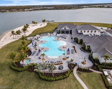 15278 Blue Bay Circle - Photo Thumbnail 30